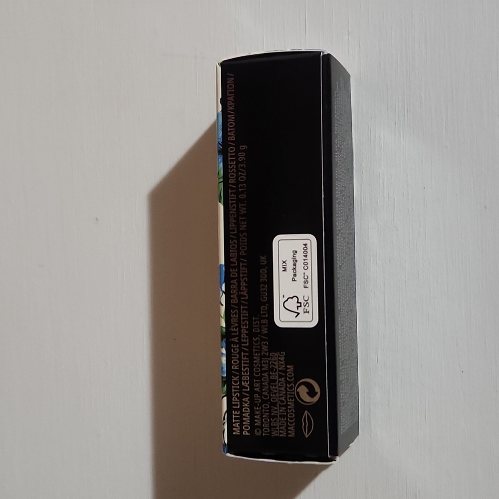 MAC Coral Haze Matte Lipstick Richard Quinn - Picture 8 of 10